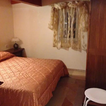 Cosy In With Shared Pool 45 M² Апартаменты Crispiano